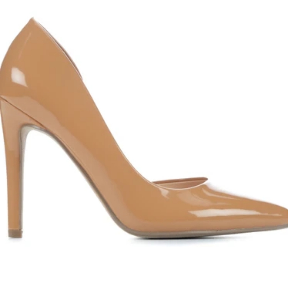 High heels 👠 😍  Tan color, Size 9M
